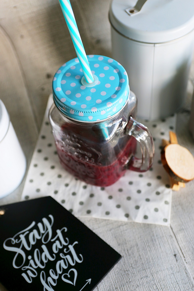 smoothie-jagody-owoce-72 JAGODY ACAI – owocowy fenomen czy przesadzony mit?