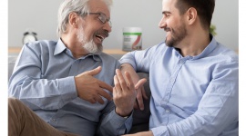 ?Trzy gramy dziennie? mogą obniżać poziom cholesterolu we krwi Zdrowie, LIFESTYLE - Badanie kliniczne przeprowadzone przez naukowców ze szpitala uniwersyteckiego Sant'Orsola-Malpighi w Bolonii potwierdziło, że beta-glukany (główny rodzaj błonnika występującego w owsie i jęczmieniu) mogą obniżać poziom stężenia cholesterolu we krwi.
