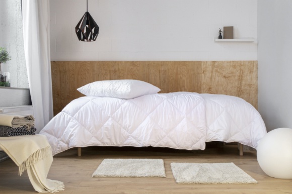 Jak zadbać o sen alergika? Zdrowie, LIFESTYLE - Około 20 proc. osób w Polsce cierpi na różnego rodzaju alergie, a jedna z najpopularniejszych to alergia na roztocza kurzu domowego. Jest ona szczególnie dotkliwa w sezonie zimowym.