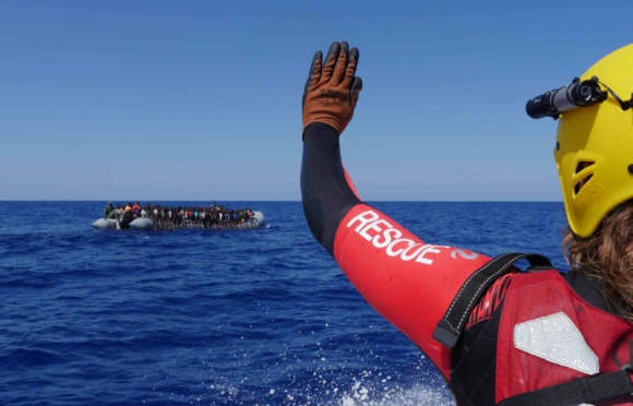 Światowy Dzień Zapobiegania Utonięciom ? na pomoc uchodźcom Zdrowie, LIFESTYLE - Odpowiadając na tragiczne statystyki przypadków utonięć na świecie, Światowa Organizacja Zdrowia ustanowiła Światowy Dzień Zapobiegania Utonięciom (World Drowning Prevention Day), obchodzony 25 lipca, w tym roku po raz pierwszy w historii.